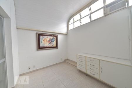 Studio para alugar com 48m², 1 quarto e sem vagaQuarto