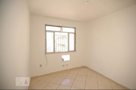 Quarto 2 de apartamento para alugar com 3 quartos, 59m² em Inhauma, Rio de Janeiro