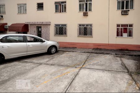 Garagem de apartamento para alugar com 3 quartos, 59m² em Inhauma, Rio de Janeiro
