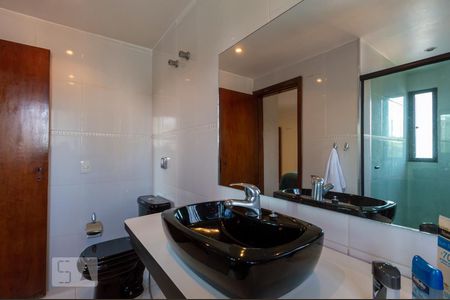 Apartamento à venda com 138m², 3 quartos e 2 vagasBanheiro da Suíte