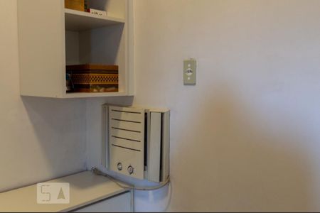 Suíte - ar-condicionado de apartamento à venda com 3 quartos, 138m² em Santo Amaro, São Paulo