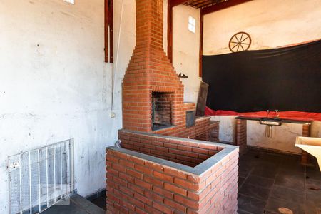 Casa à venda com 190m², 3 quartos e 2 vagasÁrea de Serviço e Churrasqueira