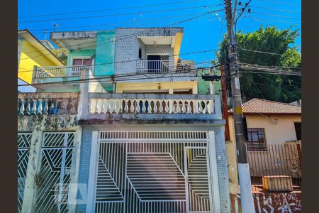 Casa à venda com 190m², 3 quartos e 2 vagasFachada