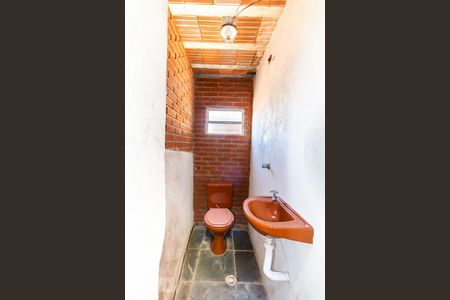 Casa à venda com 190m², 3 quartos e 2 vagasBanheiro de Serviço