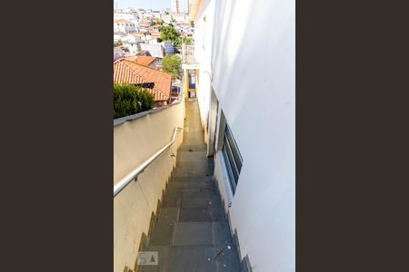 Casa à venda com 190m², 3 quartos e 2 vagasEscada