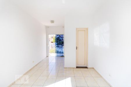 Casa à venda com 190m², 3 quartos e 2 vagasSuíte