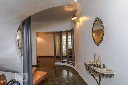 Hall de Entrada de casa para alugar com 3 quartos, 231m² em Jardim Santista, Mogi das Cruzes