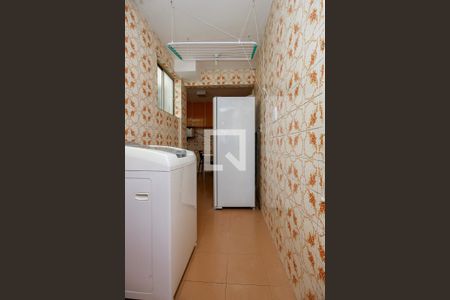 Apartamento à venda com 75m², 3 quartos e 1 vagaÁrea de Serviço