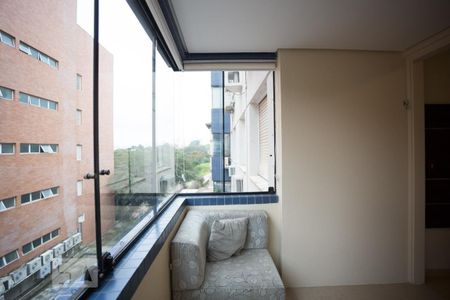Varanda de apartamento à venda com 2 quartos, 54m² em Santo Antônio, Porto Alegre