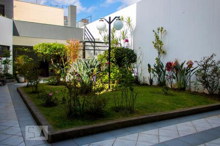 Casa à venda com 630m², 4 quartos e 8 vagasÁrea Externa