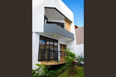 Casa à venda com 630m², 4 quartos e 8 vagasÁrea Externa