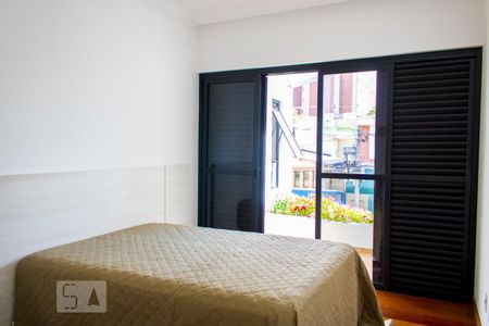 Casa à venda com 630m², 4 quartos e 8 vagasSuíte 2