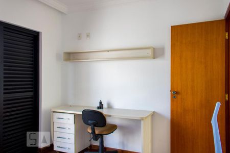 Casa à venda com 630m², 4 quartos e 8 vagasSuíte 3