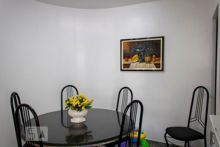 Casa à venda com 630m², 4 quartos e 8 vagasCopa