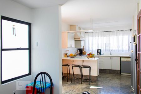 Casa à venda com 630m², 4 quartos e 8 vagasCopa