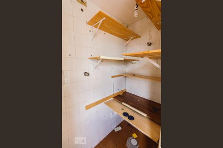 Apartamento à venda com 69m², 2 quartos e 1 vaga Apartamento à venda com 69m², 2 quartos e 1 vagaDespensa
