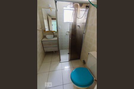 Apartamento à venda com 69m², 2 quartos e 1 vaga Apartamento à venda com 69m², 2 quartos e 1 vagaBanheiro