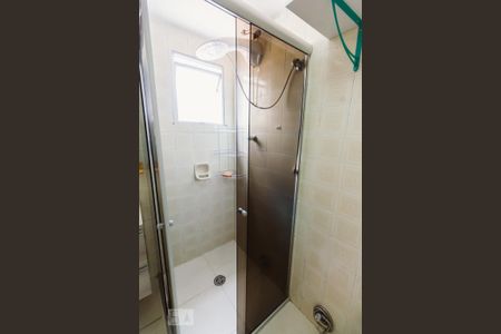 Apartamento à venda com 69m², 2 quartos e 1 vaga Apartamento à venda com 69m², 2 quartos e 1 vagaBanheiro