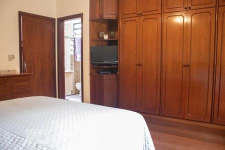 Casa à venda com 306m², 4 quartos e 5 vagasQuarto 3