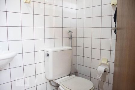 Casa à venda com 306m², 4 quartos e 5 vagasBanheiro 