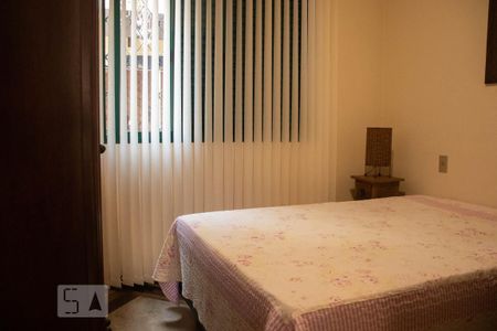 Casa à venda com 306m², 4 quartos e 5 vagasQuarto 1