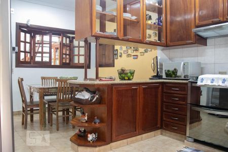 Casa à venda com 306m², 4 quartos e 5 vagasCozinha