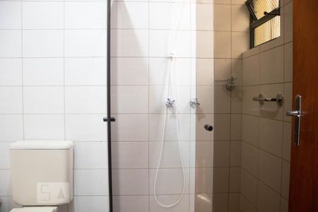 Casa à venda com 306m², 4 quartos e 5 vagasBanheiro 