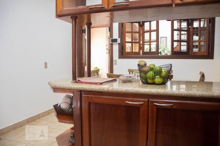 Casa à venda com 306m², 4 quartos e 5 vagasCozinha