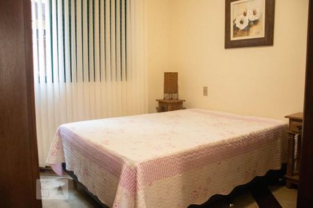 Casa à venda com 306m², 4 quartos e 5 vagasQuarto 1