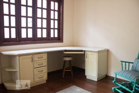 Casa à venda com 306m², 4 quartos e 5 vagasQuarto 3