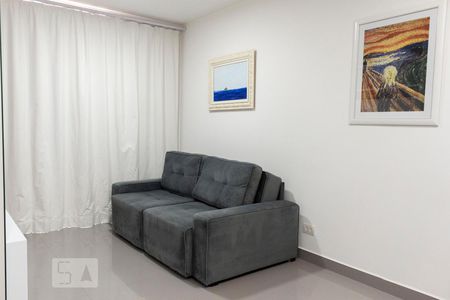 Sala de kitnet/studio para alugar com 1 quarto, 35m² em Cambuci, São Paulo