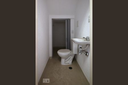 Casa à venda com 300m², 4 quartos e 7 vagasLavabo