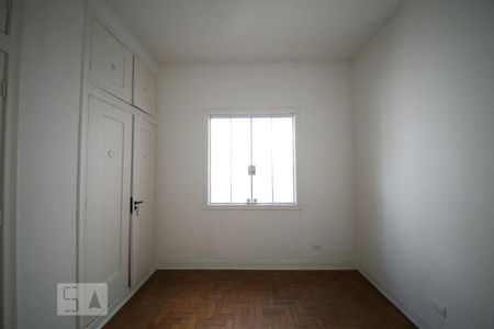Casa à venda com 300m², 4 quartos e 7 vagasQuarto 1