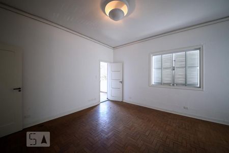 Casa à venda com 300m², 4 quartos e 7 vagasQuarto 2
