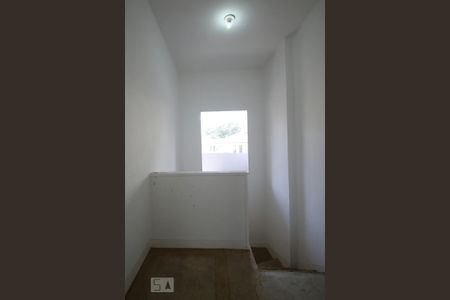 Casa à venda com 300m², 4 quartos e 7 vagasCorredor