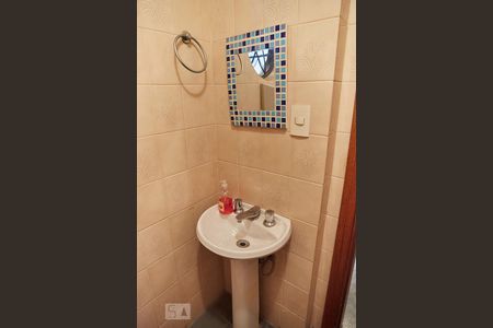 Casa à venda com 590m², 5 quartos e 5 vagasBanheiro