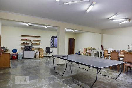 Casa à venda com 590m², 5 quartos e 5 vagasSalao de Festa