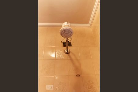 Casa à venda com 590m², 5 quartos e 5 vagasBanheiro de Serviço