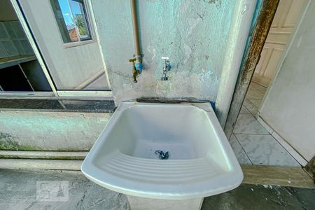 Casa à venda com 140m², 7 quartos e sem vagaLavanderia