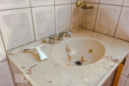 Casa à venda com 140m², 7 quartos e sem vagaDetalhe Banheiro 1