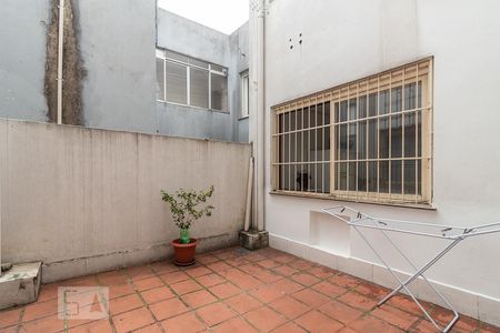 Apartamento à venda com 60m², 1 quarto e sem vagaÁrea Externa