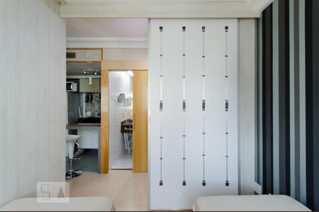 Dormitório de apartamento à venda com 1 quarto, 28m² em Higienópolis, São Paulo