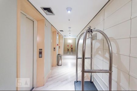 Apartamento à venda com 28m², 1 quarto e 1 vagaHall social