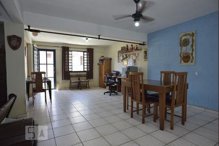 Sala de casa à venda com 2 quartos, 160m² em Freguesia de Jacarepaguá, Rio de Janeiro