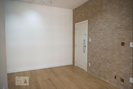 Apartamento à venda com 90m², 3 quartos e 1 vaga Apartamento à venda com 90m², 3 quartos e 1 vagaSala