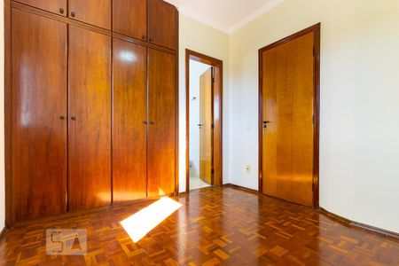 Quarto 1 - Suíte de casa de condomínio para alugar com 3 quartos, 117m² em Parque Rural Fazenda Santa Cândida, Campinas