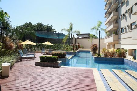 Apartamento para alugar com 67m², 2 quartos e 1 vagaPiscina