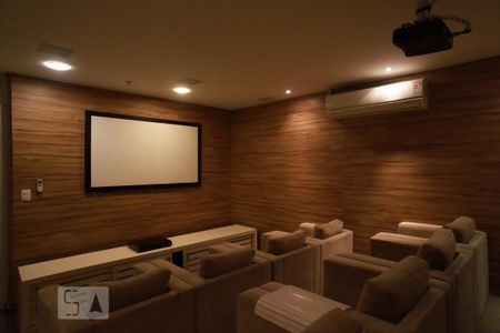 Apartamento para alugar com 67m², 2 quartos e 1 vagaSala de Projeção Área Comum