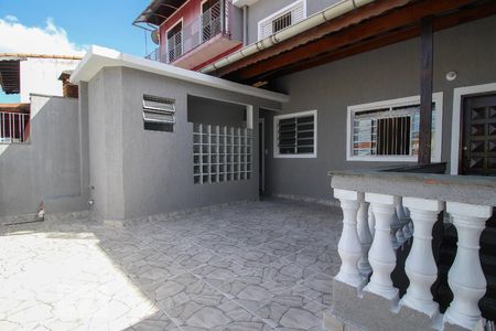 Casa à venda com 140m², 3 quartos e 2 vagasQuintal