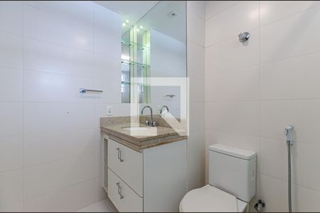 Banheiro de apartamento para alugar com 1 quarto, 45m² em Ingá, Niterói